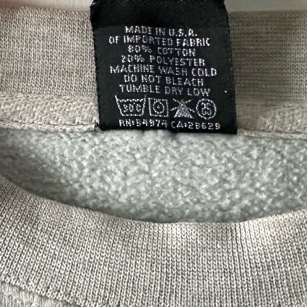 Stussy - Crewneck - Picture 2 of 5